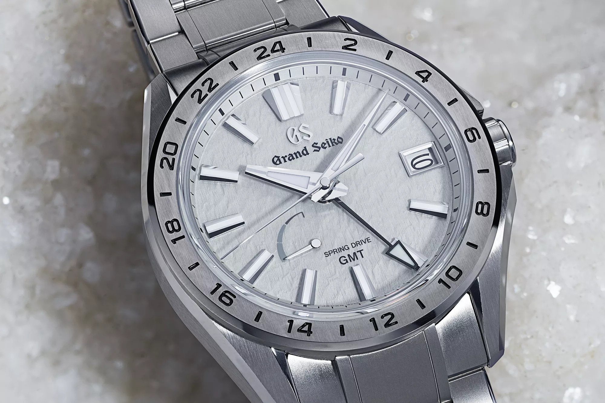 Grand_Seiko_SBGE285_Spring_Drive_GMT_dial